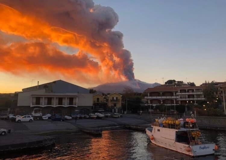 Le 2 Volte Casa Vacanza Acireale Dış mekan fotoğraf